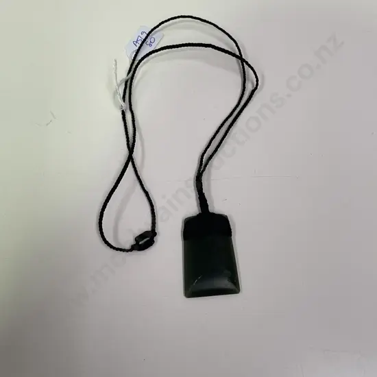 Greenstone Pounamu 4.75 x 3cm, with rope necklace and mount