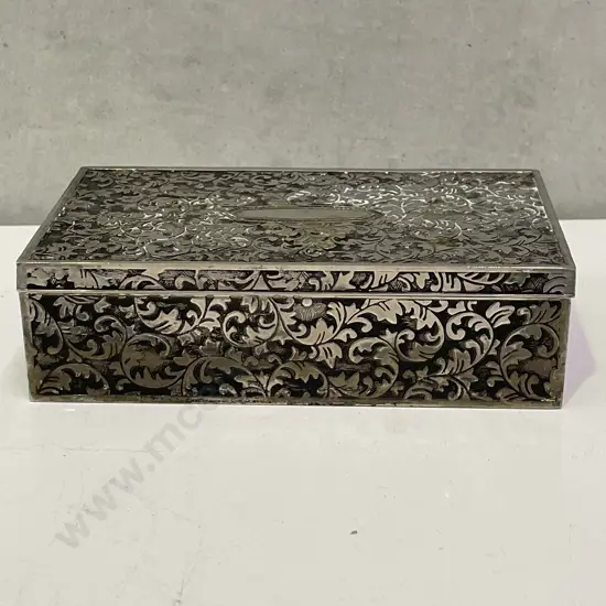 Etched/Carved Silver Jewellery/Dressing table box. 16.5 x 11 H4.5cm