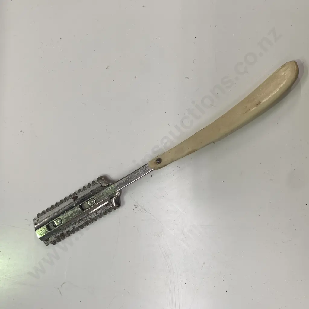 Vintage Sheffield England Duplex Razor Image 1++