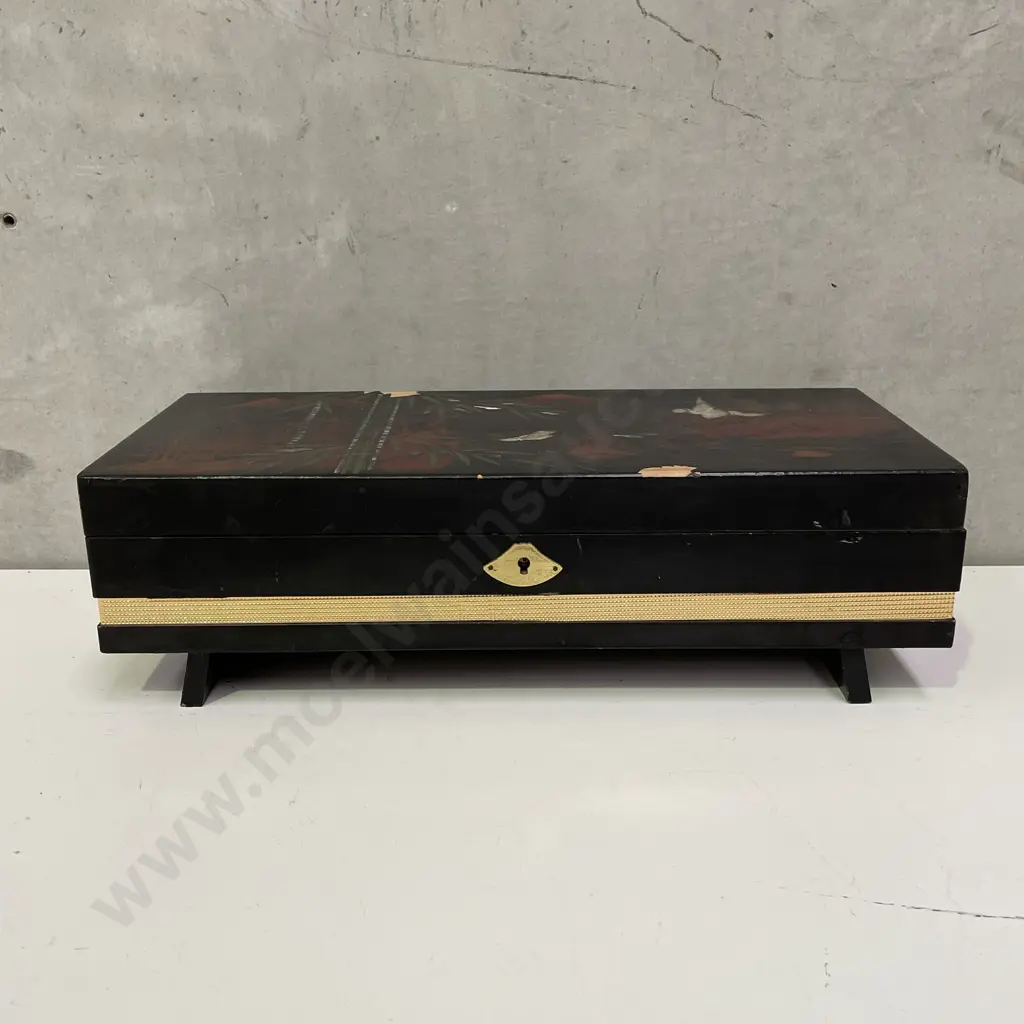 Vintage Wooden Musical Jewellery Box. Asian themed. some flaking of lacquer. 43 x 18cm H13cm Image 1++