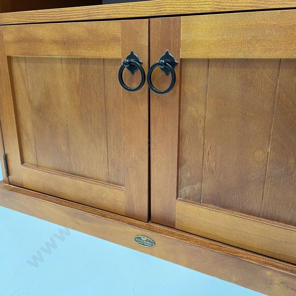 Kiwifurn Solid Wood 2 Door Entertainment Cabinet. H60 D40 W78cm Image 1++