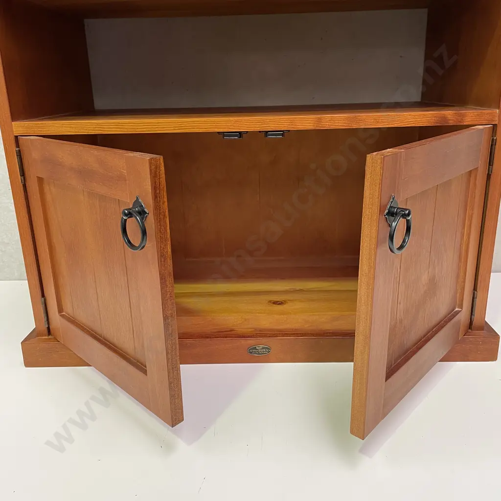 Kiwifurn Solid Wood 2 Door Entertainment Cabinet. H60 D40 W78cm Image 1++