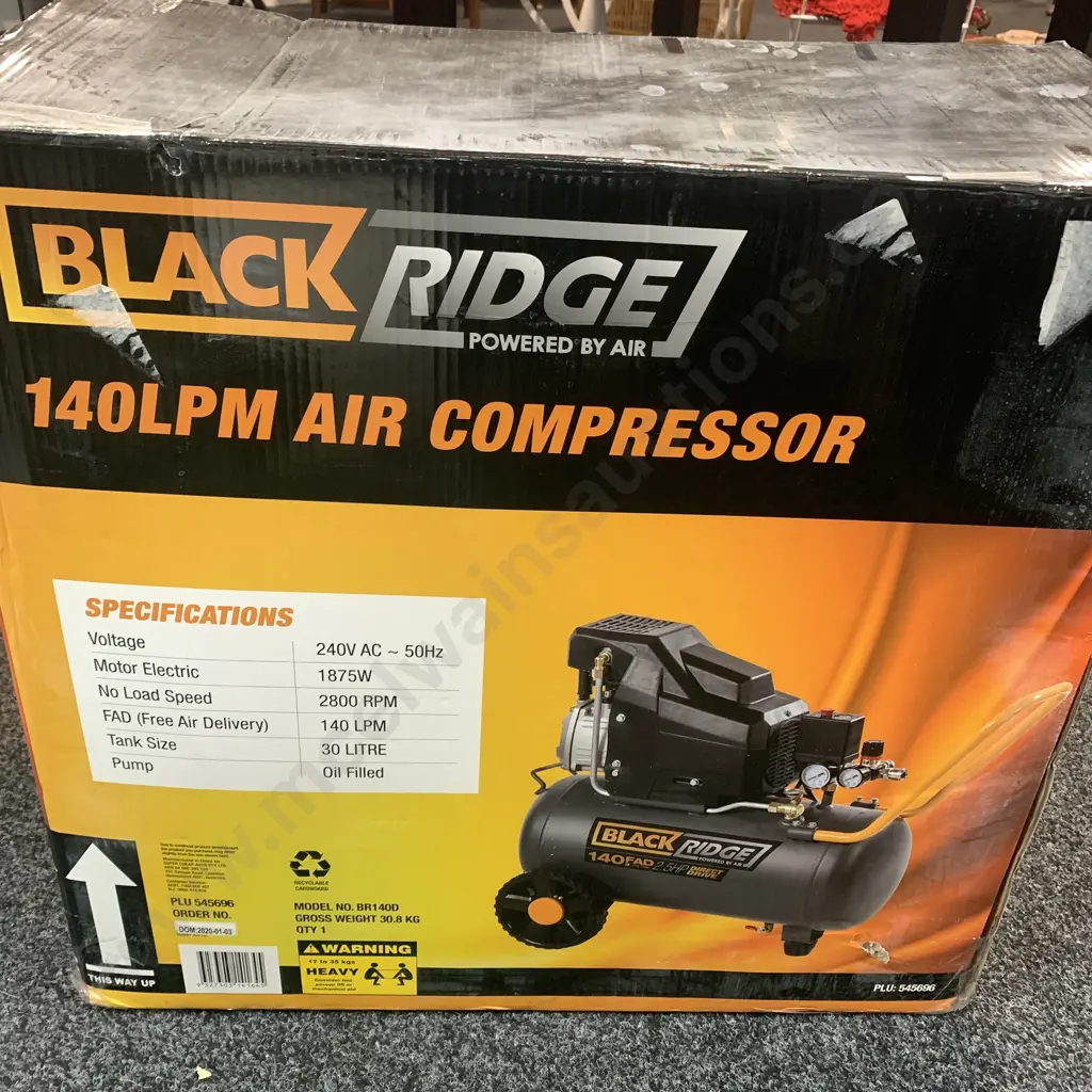 As New in Box Black Ridge 140LPM Air Compressor Image 1++