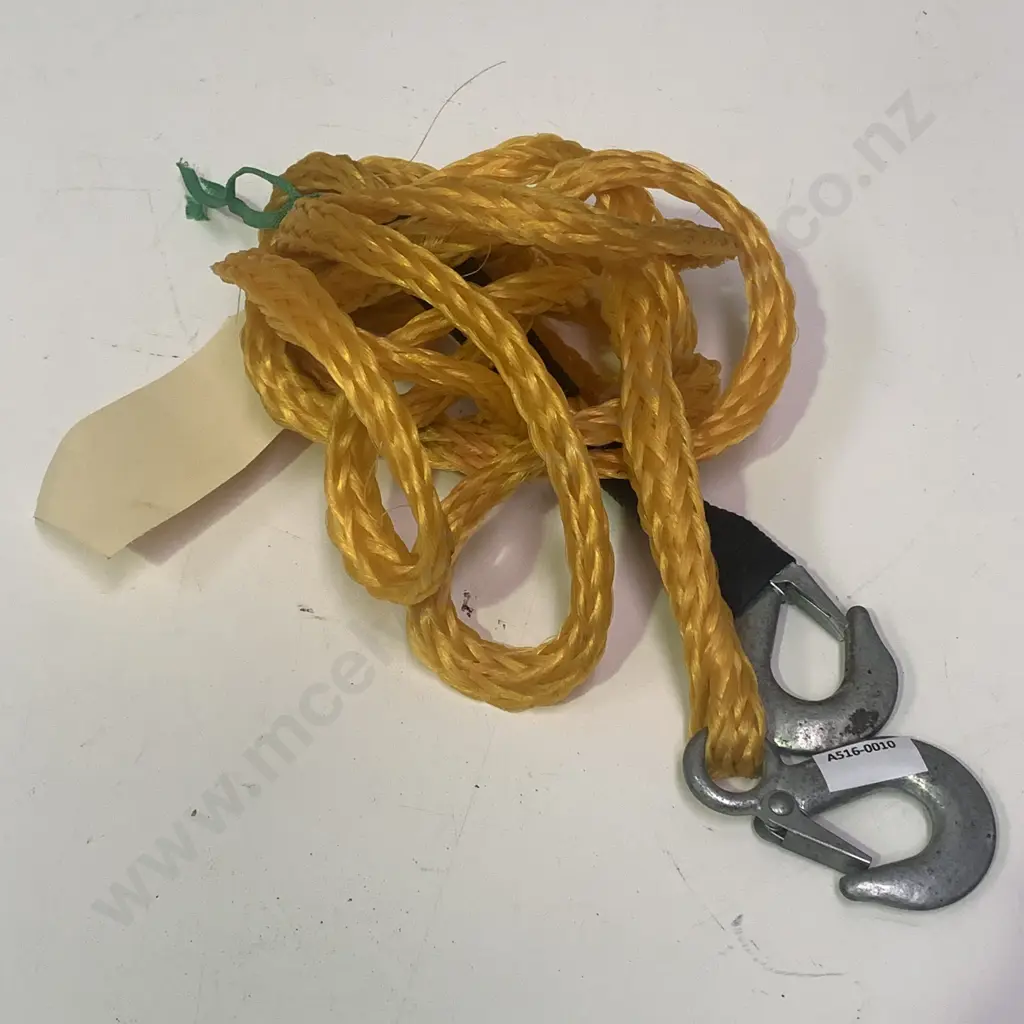 Yellow Nylon Tow Rope, hooks at each end Image 1++