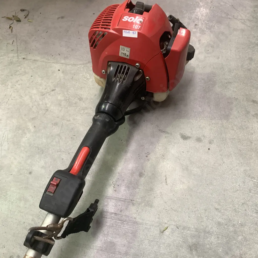 Solo 107 Petrol Brushcutter/Weedeater Image 1++