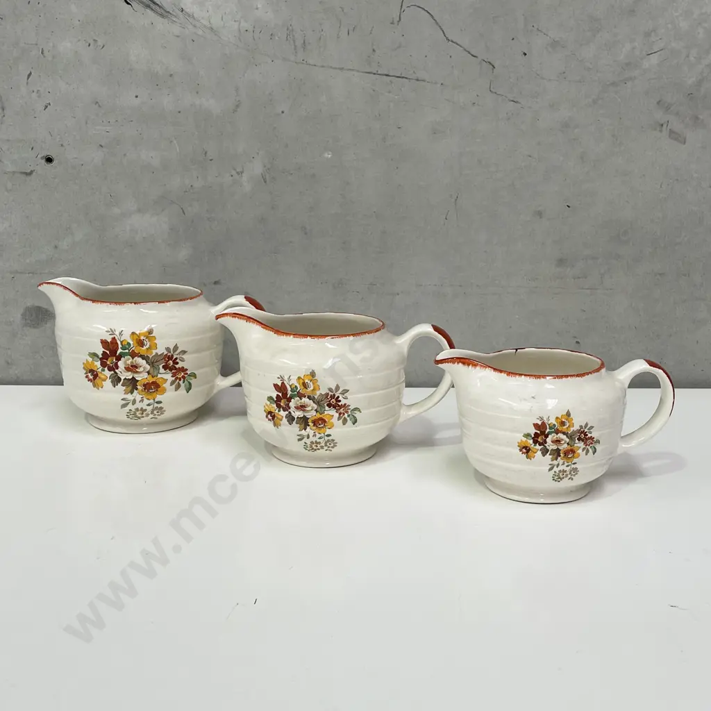 Set of 3 Swinnertons Jugs, graduated sizes. Tallest 13cm High Image 1++