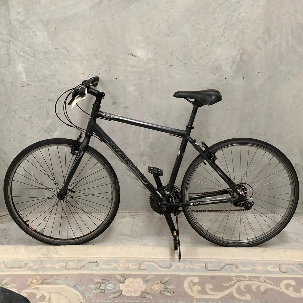 Trek Bike - Black Image 1++