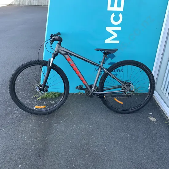 Trek 4 Marlin Bike. Size M.