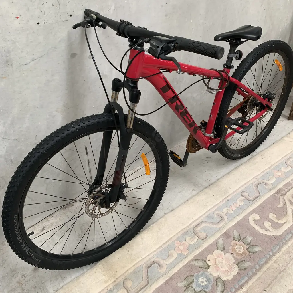 Marlin Trek Mountain Bike. Red Image 1++