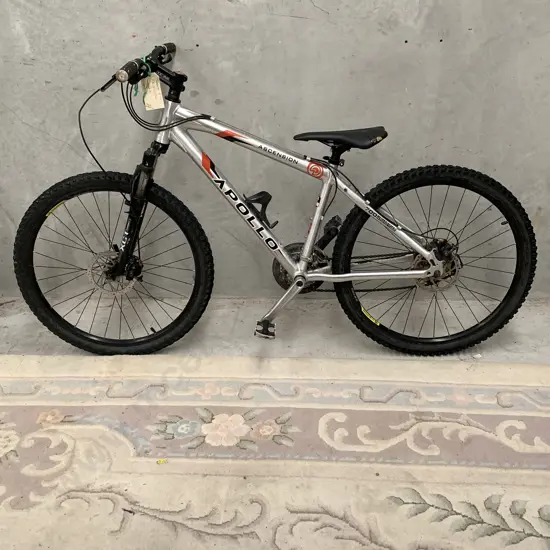 Apollo Ascension Mountain Bike. Silver