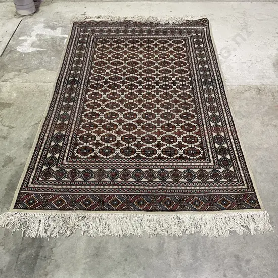 Persian Floor Rug. Teal/Terracotta Tones with cream fringing. 1.8m x 1.2m