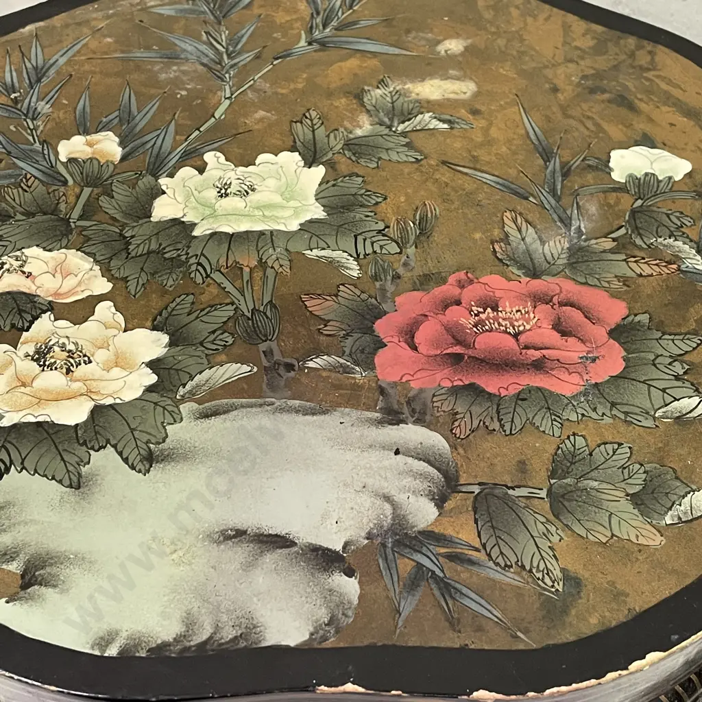 Vintage Chinese Black Lacquered Wood Occassional Table. Image 1++