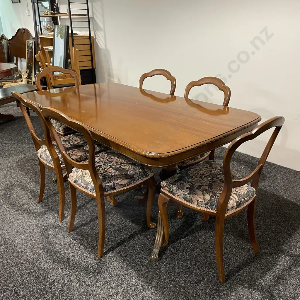 Antique Solid Mahogany 7 piece dining suite. Double pedestal base, rope edge. Brass Claw feet.  Image 1++