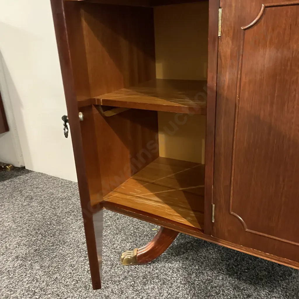 Vintage Solid Mahogany Sideboard. 3 door, rope edge, internal shelves. L120 H95 D47cm Image 1++