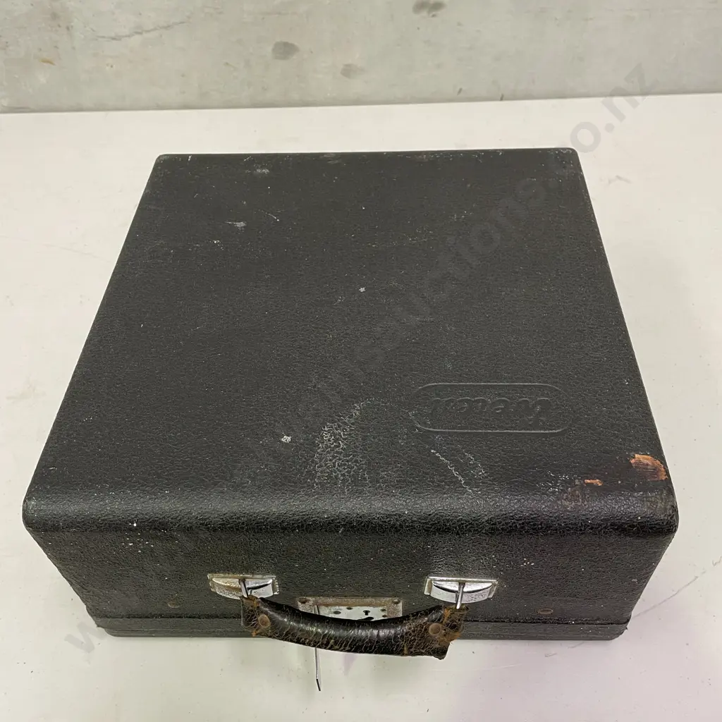 Vintage Old Antique Italian Everest Mod 90 Portable Typewriter Image 1++