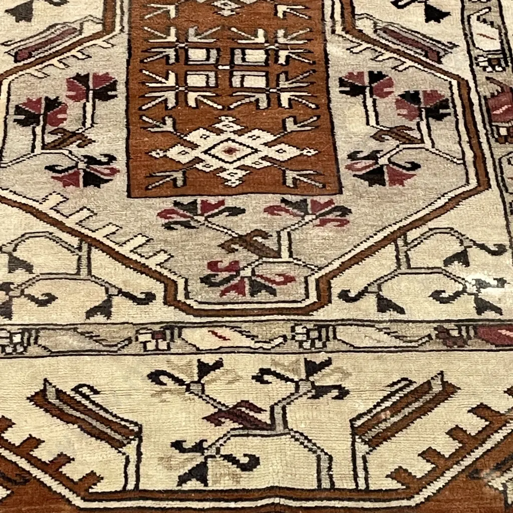 Persian Floor Rug. Oatmeal/Rust/Black/Red Tones. 2.2m x 1.4m Image 1++