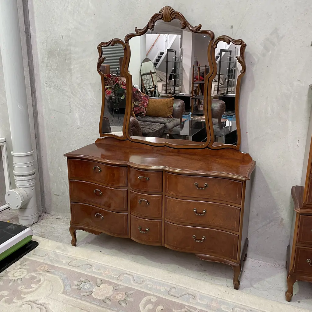 Stunning Antique Reproduction Burr Walnut 9 Drawer Dressing Table with Pivoting tri mirror. Image 1++