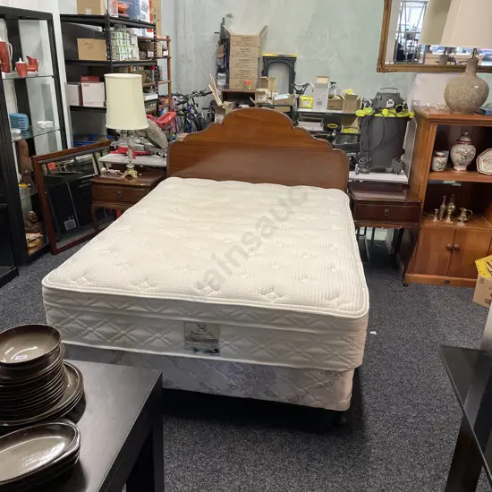 Sealy Posturepedic Cumbria Bed Base and Mattress with Vintage Solid Mahogany Head Board