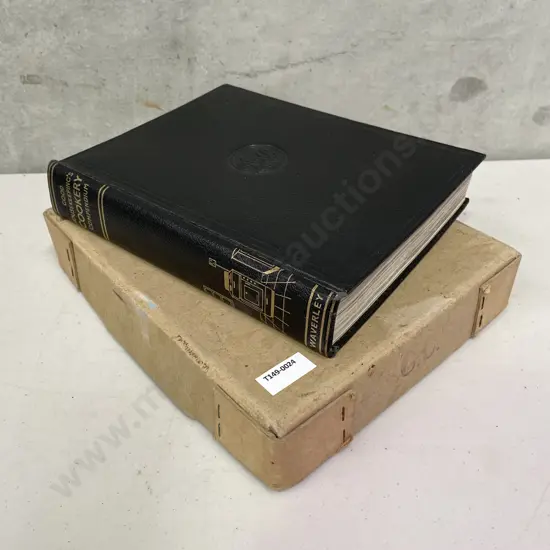 Vintage Waverley "Good Housekeeping's Cookery Compendium" Book. In Box