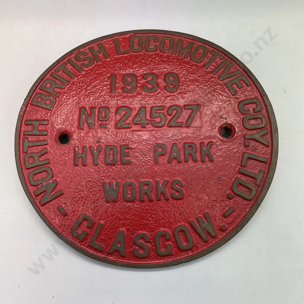 Cast Iron plaque. North British Locomotive Coy. Ltd 1939 No 24527. Dia 19cm Image 1++
