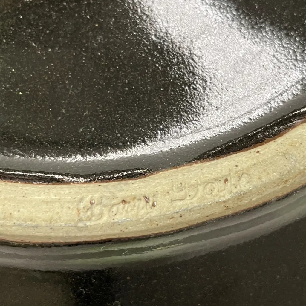 Large New Zealand Pottery Bowl Signed Barry Doyle (on rim base). Mottled web pattern. Dia34cm H12.5cm Image 1++