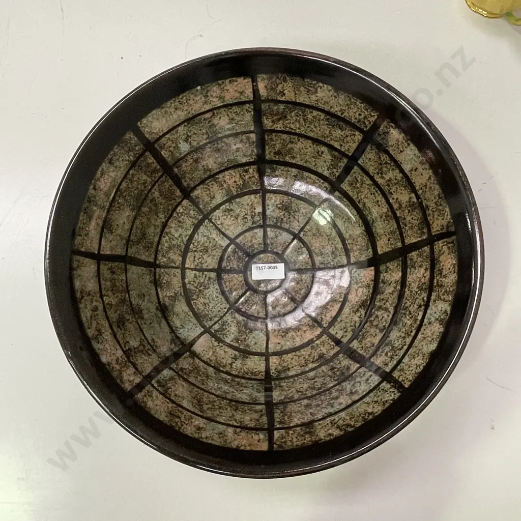 Large New Zealand Pottery Bowl Signed Barry Doyle (on rim base). Mottled web pattern. Dia34cm H12.5cm Image 1++