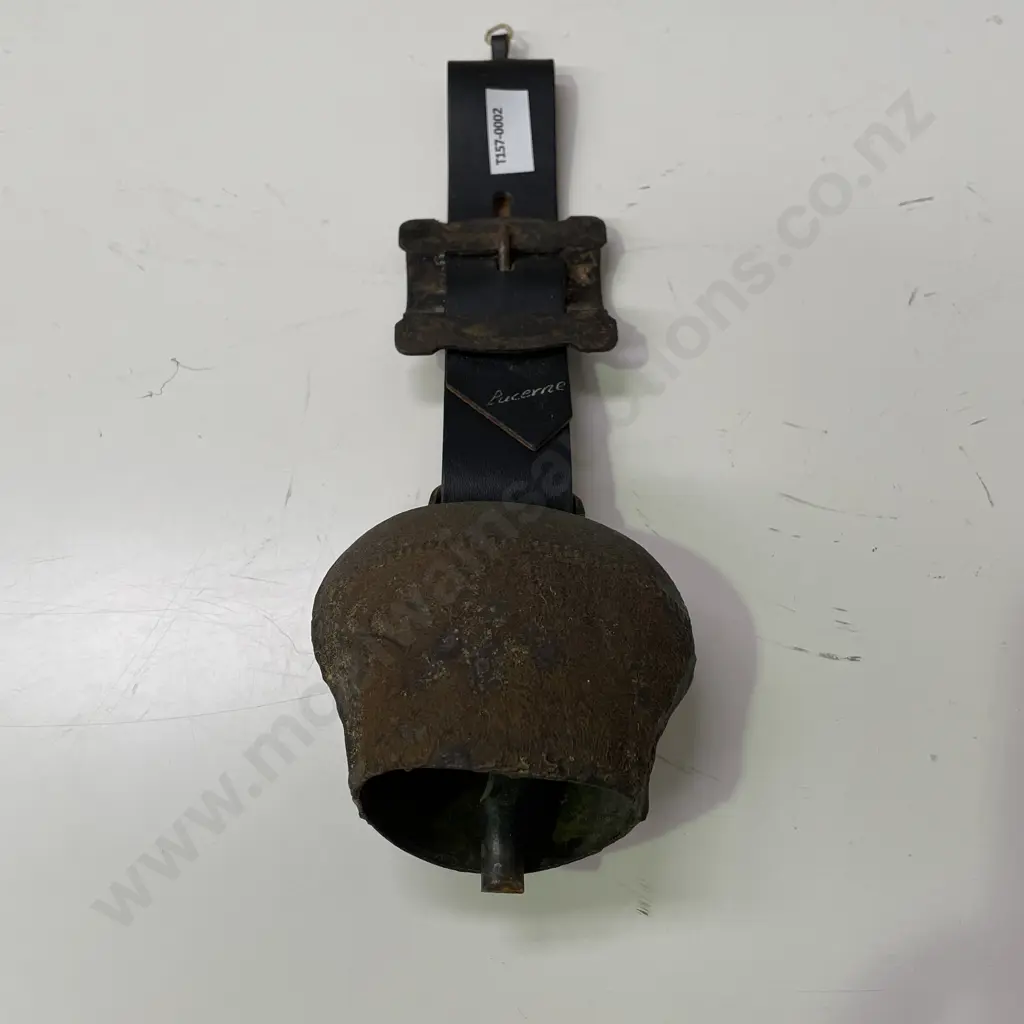 Vintage Cow Bell Image 1++