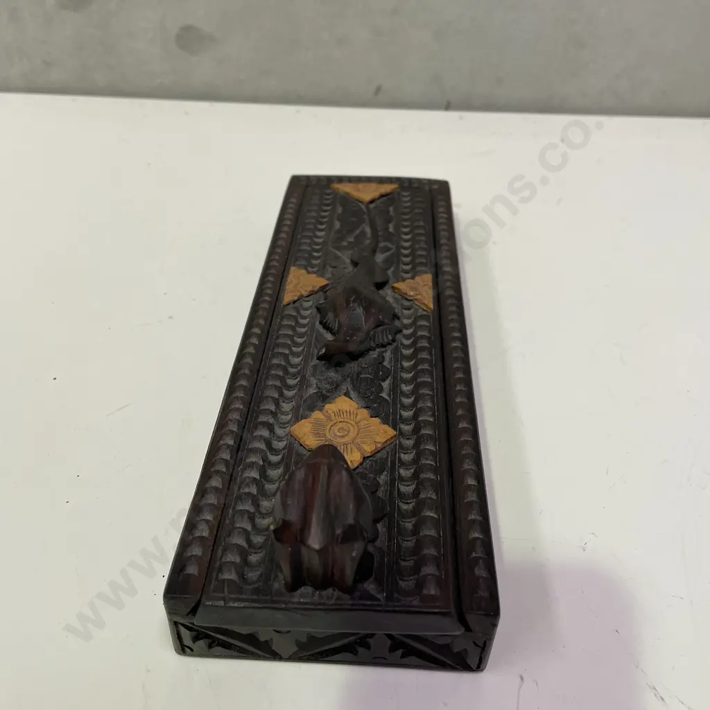 Antique Carved Pencil Case. With Lizard and racoon. 27 x 9.5cm Image 1++