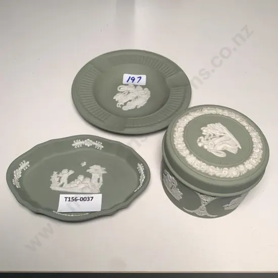 Assorted Wedgwood Green Jasper ware items