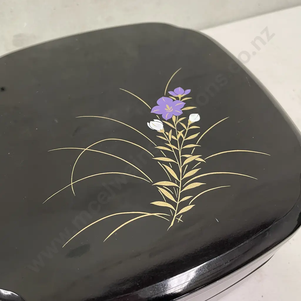 Black lacquered two tier lidded box. 25 x 25cm H12cm Image 1++