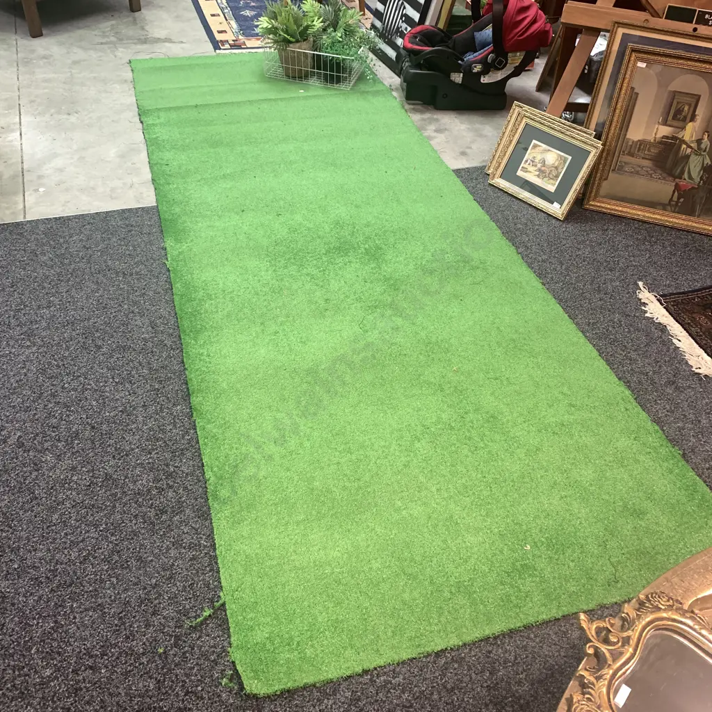 Faux Grass Mat, 3.58 x 1.28m Image 1++