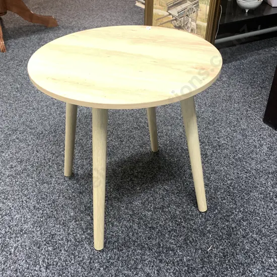 Blonde Oak Look Side Table, Dia 48cm, H49cm