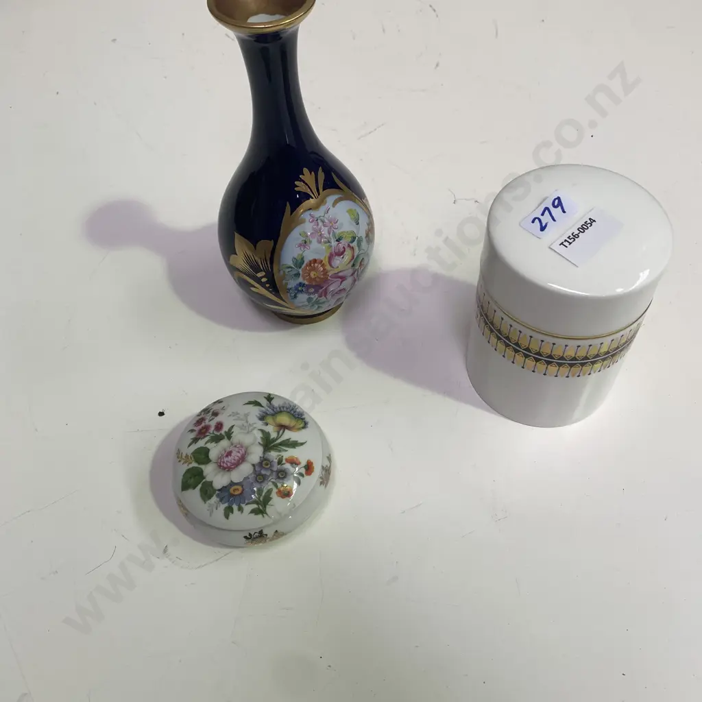 Vintage Porcelain items including Limoges Vase H19cm, Limoge trinket dish and Wedgwood Lidded Cannister Image 1++
