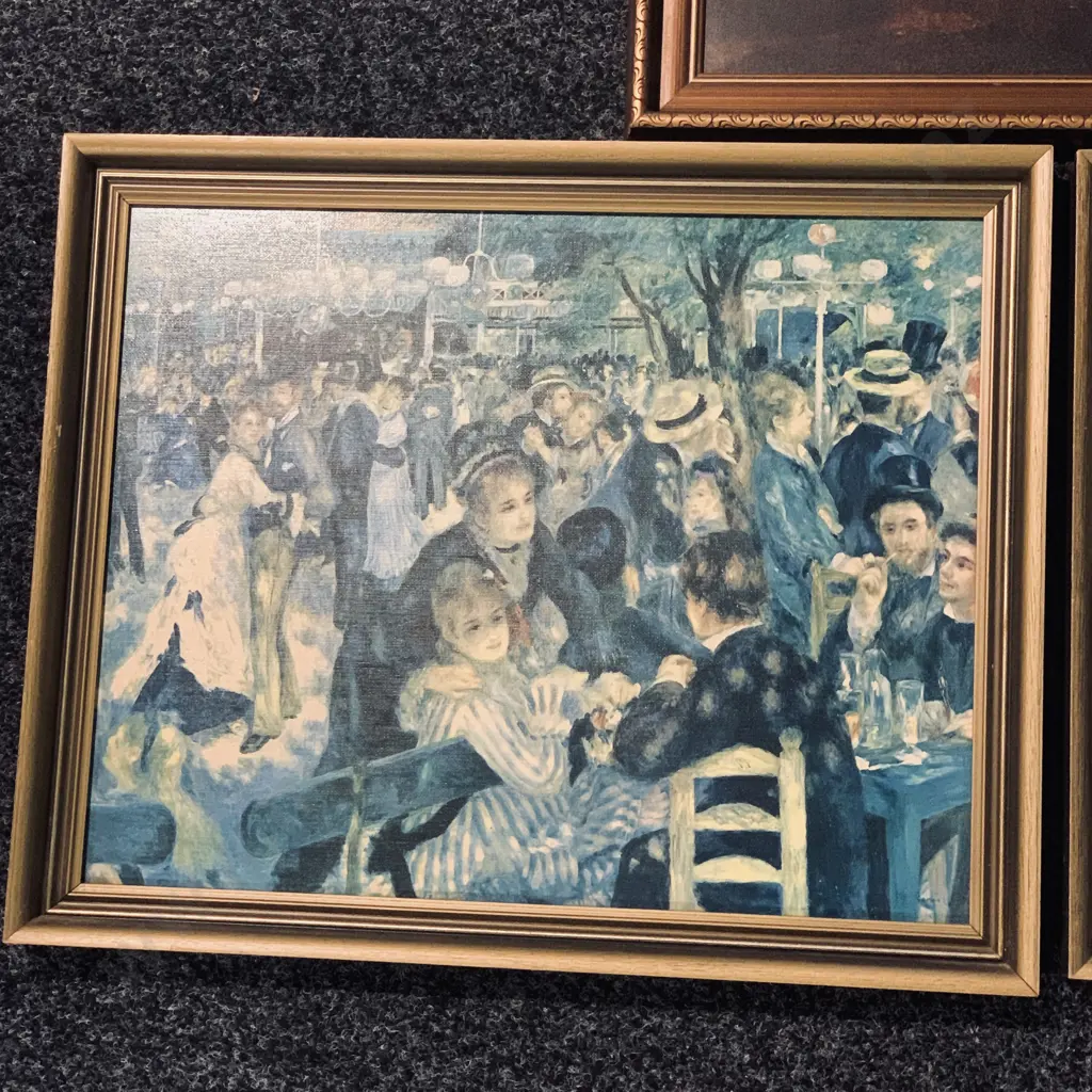 3 Wooden Framed Prints of Well-known Vintage scenes Image 1++