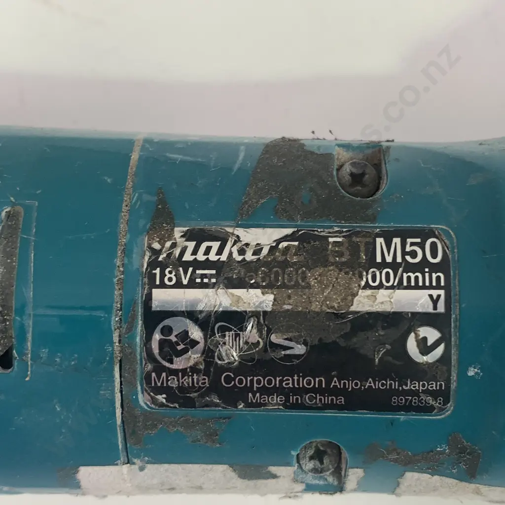 Makita BTM50 18V LXT Multi Tool Skin Only Image 1++