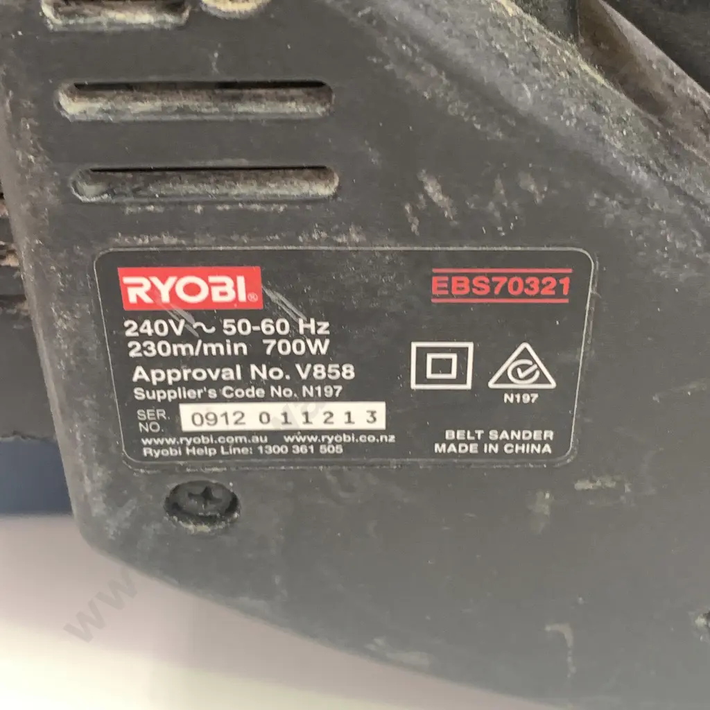 Ryobi Corded Sander Model EBS70321 with Tool Shed Hydraulic Framing Gun in Case Image 1++