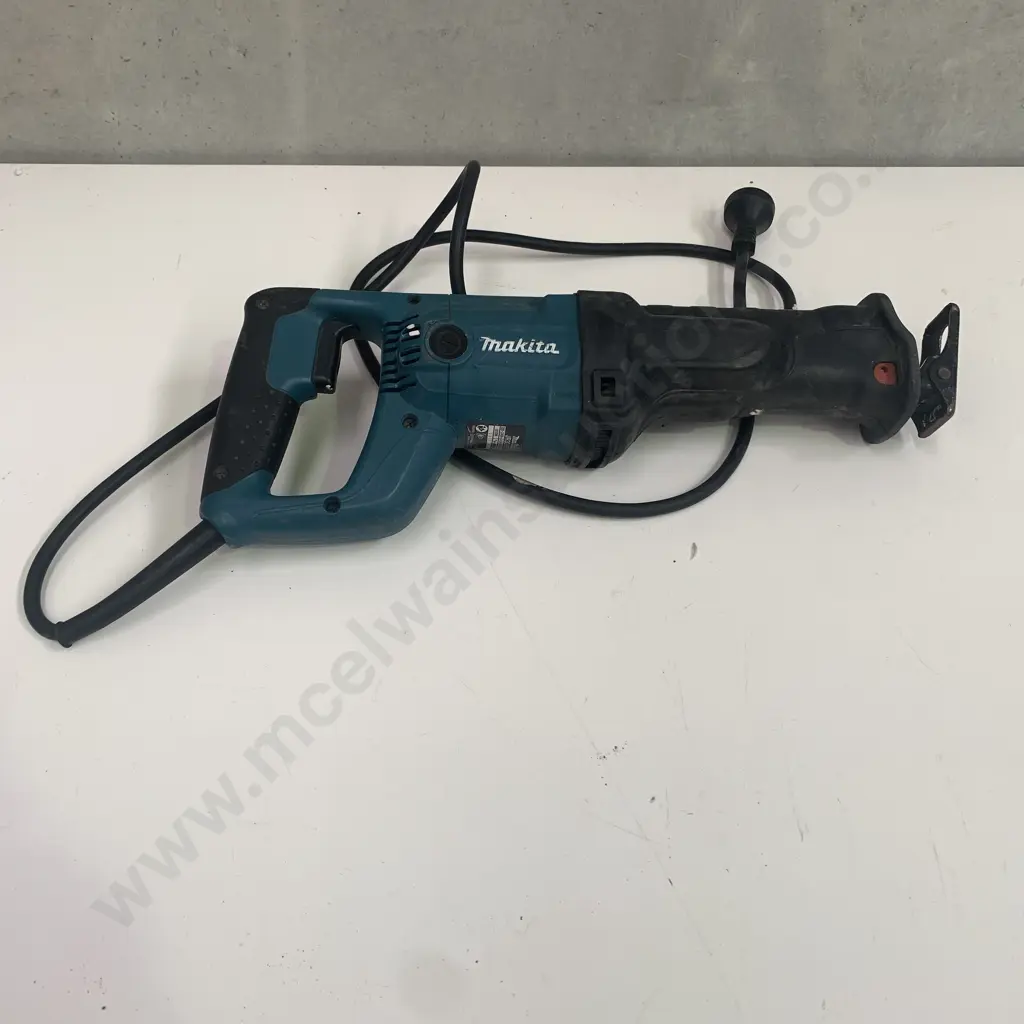 Makita JR3050T Reciprocating Saw Image 1++