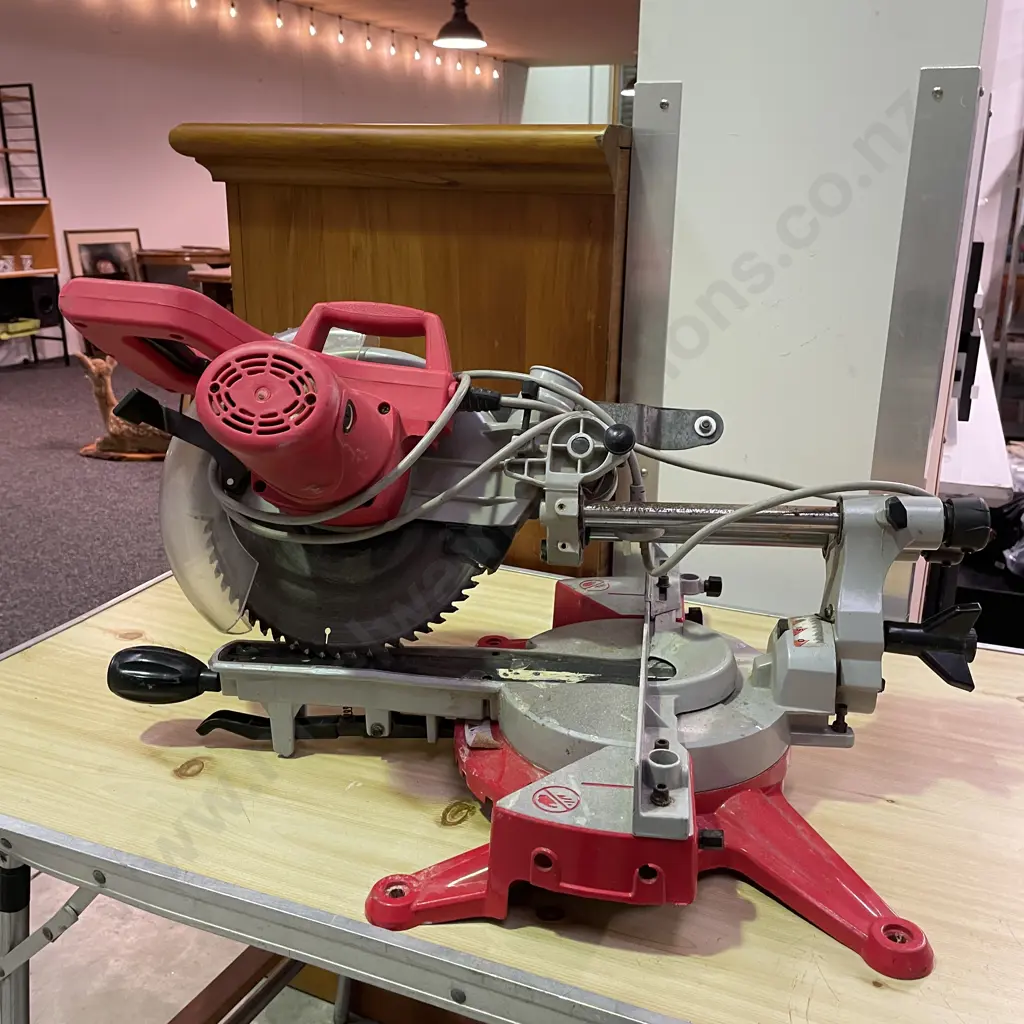 Mako 250mm Slide Compound Mitre Saw. Model SROM1196 Image 1++