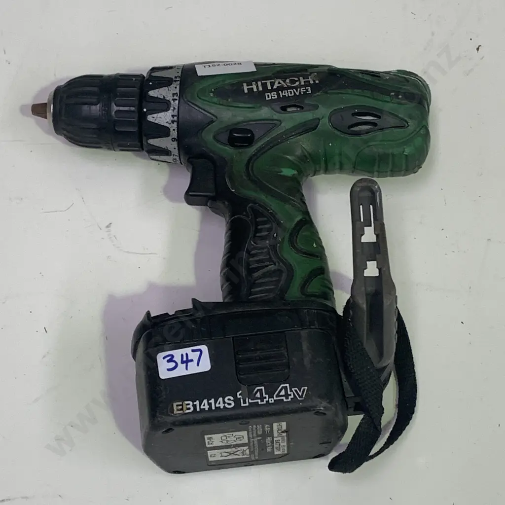 Hitachi Drill with Battery. Model DS14DVF3 Image 1++