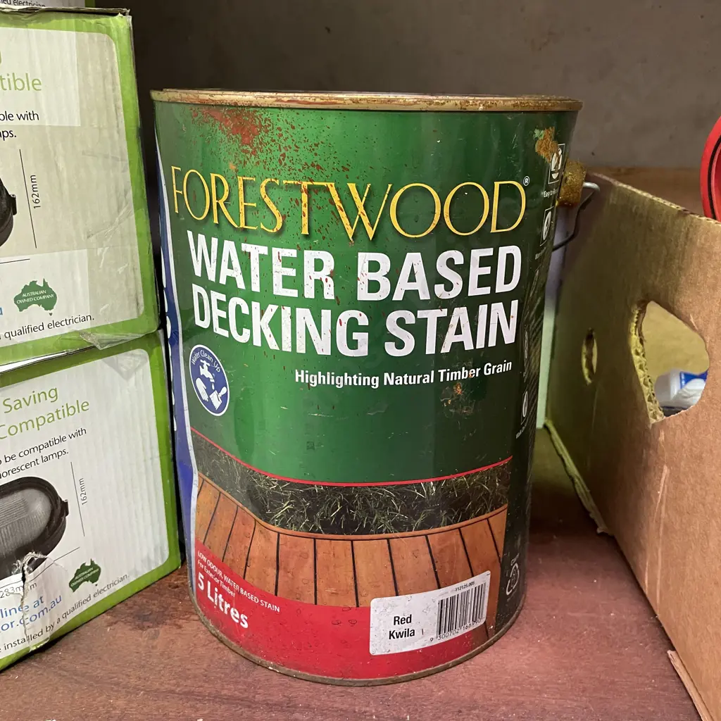 5 Litre tin of Forest Wood Water Based Decking Stain Image 1++
