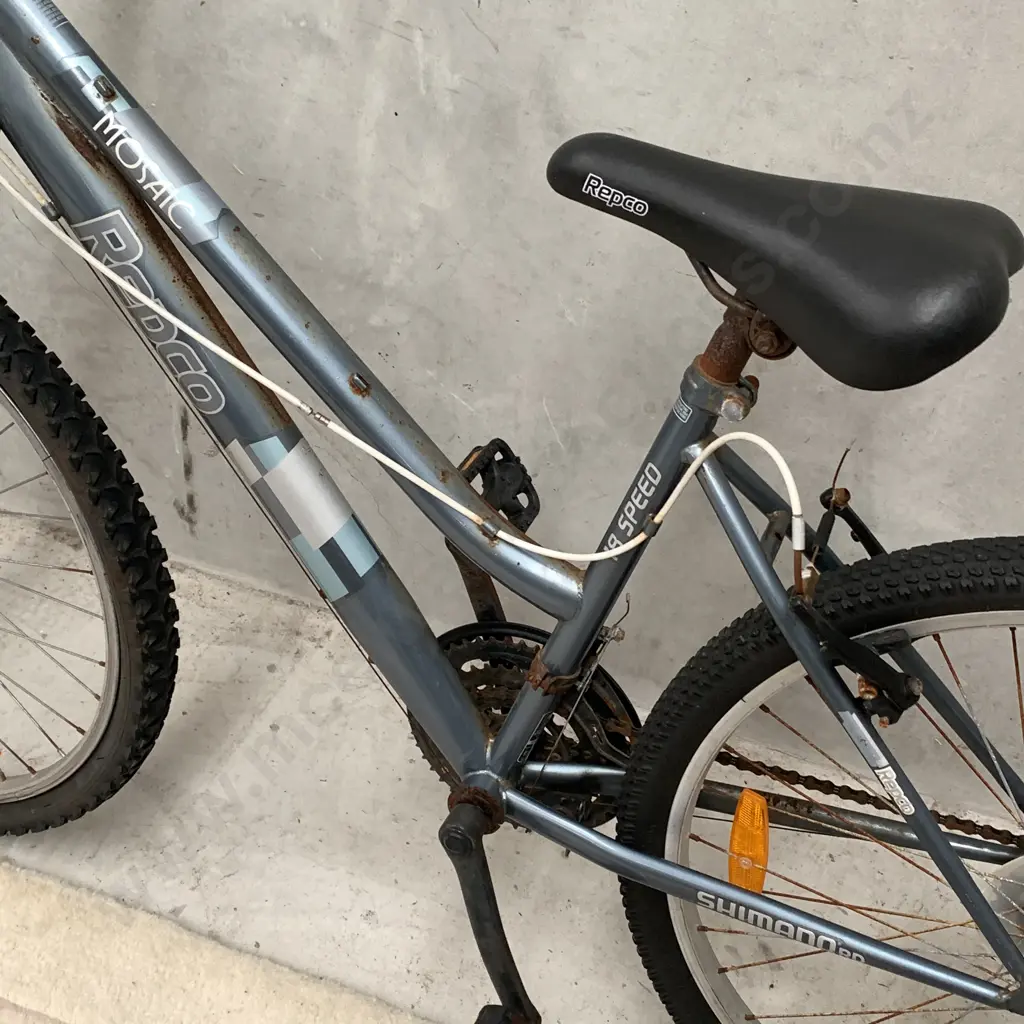 Selection of 4 Bikes including Diamond Back Bronco 26, Blue Grey Repco Mosaic Bike, Blue/Black Tarini TS18 Mountain Bike Image 1++