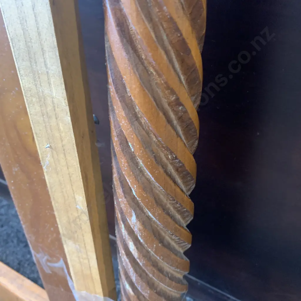 Solid Wood Mirror Frame Bed Style Image 1++