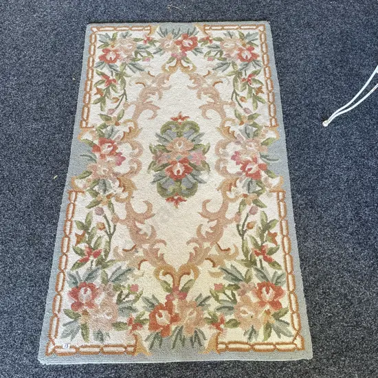 Windsor 100% Hand knotted Floor Rug 152 x 90cm