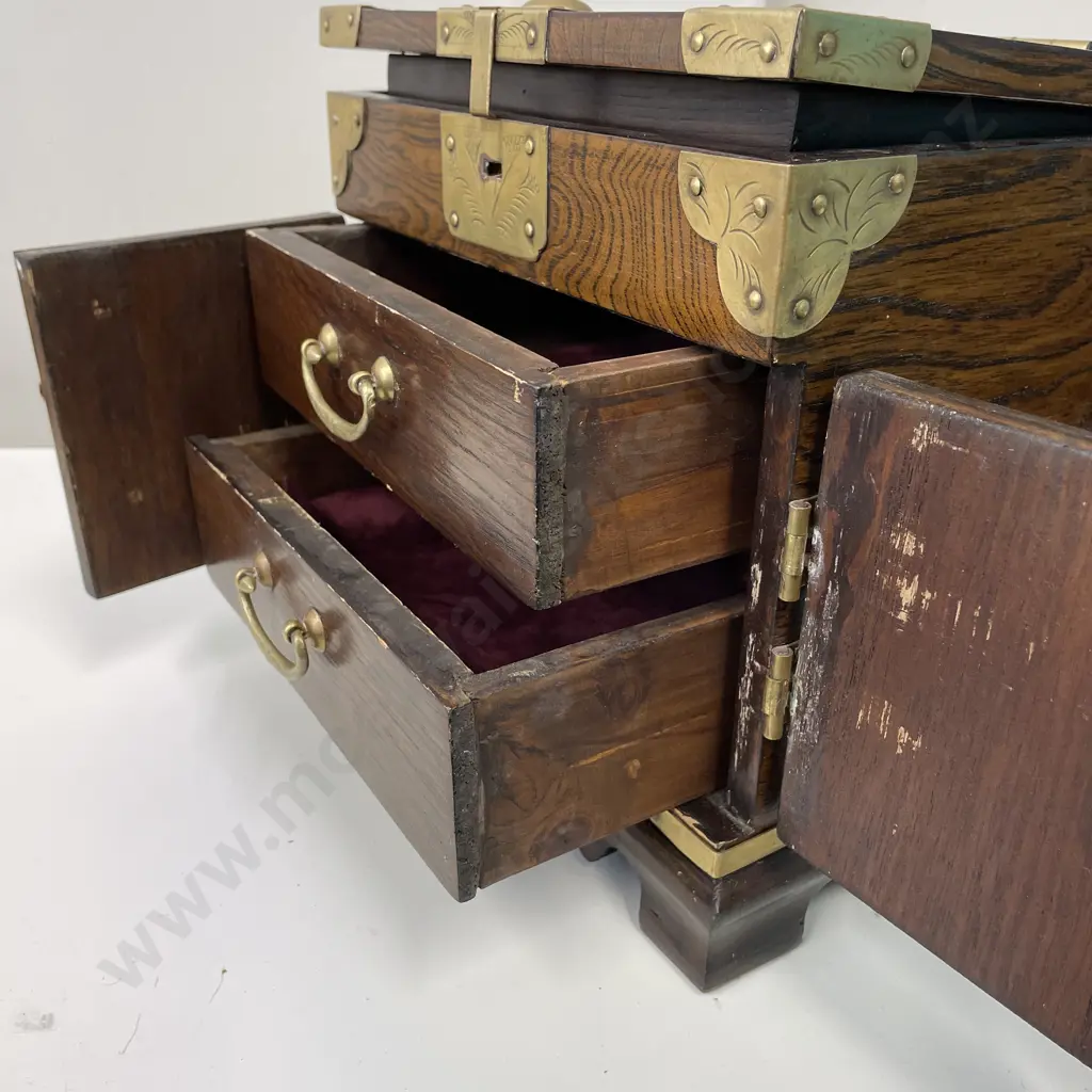 Stunning Antique Oak & Brass Vanity/Jewellery Box With Fish Shape Lock, Fold Out Mirror, H23 W25 D36cm Image 1++