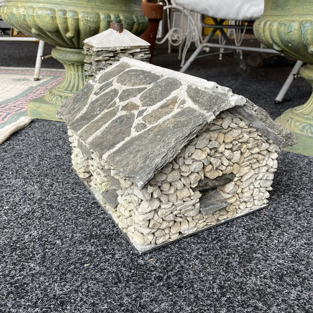 Cool Concrete and Slate House Image 1++