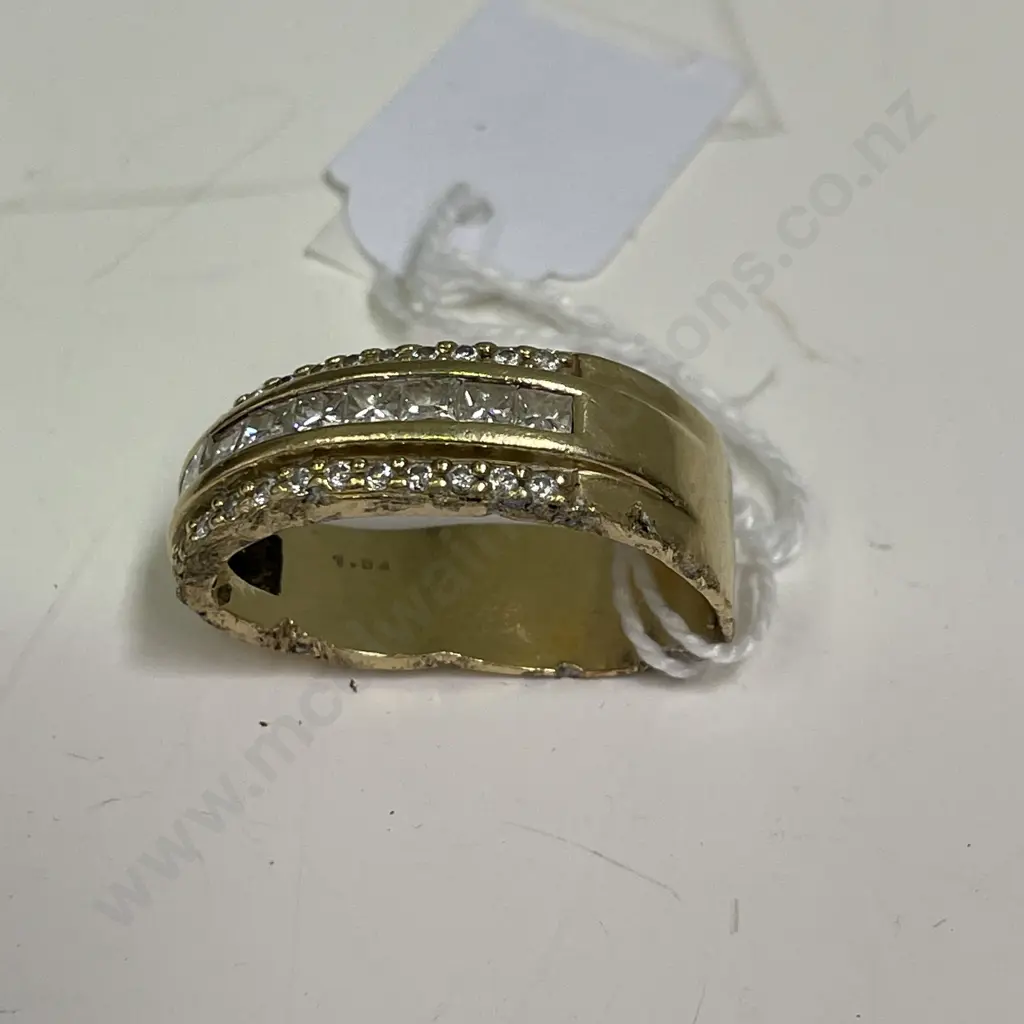 14K and Diamond Ring?. Hard to read hallmarks due to damage. 12.4grams Image 1++