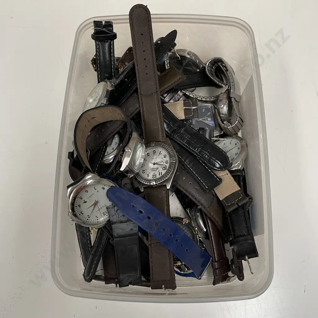 Large Assortment of Watches Image 1++