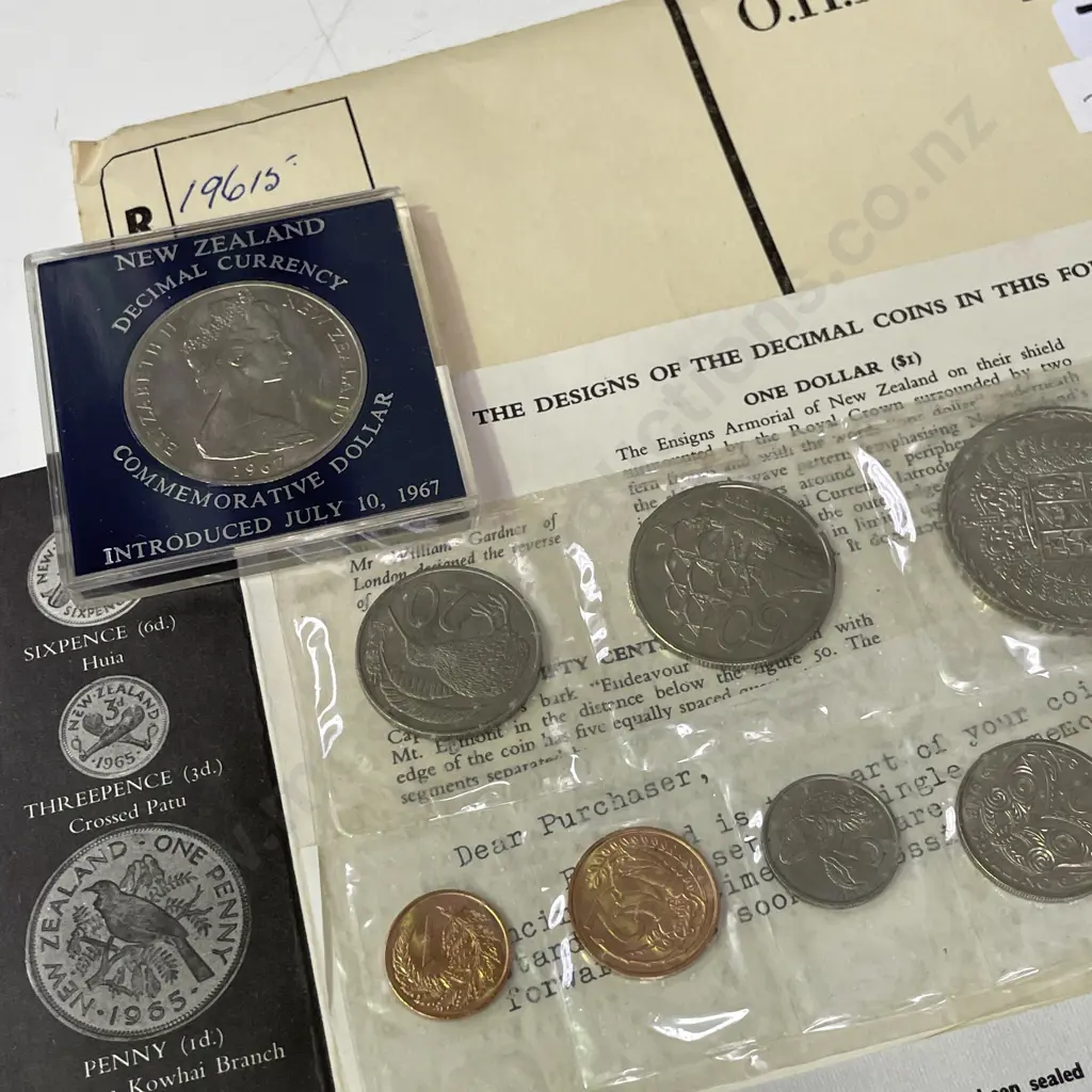 Vintage NZ Souvenir Coins Image 1++