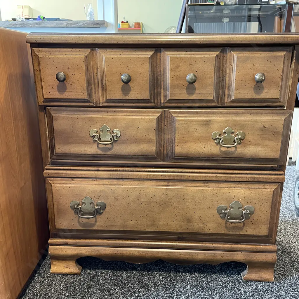 Chest of Drawers. 3 drawers. H79 W77 D48cm Image 1++