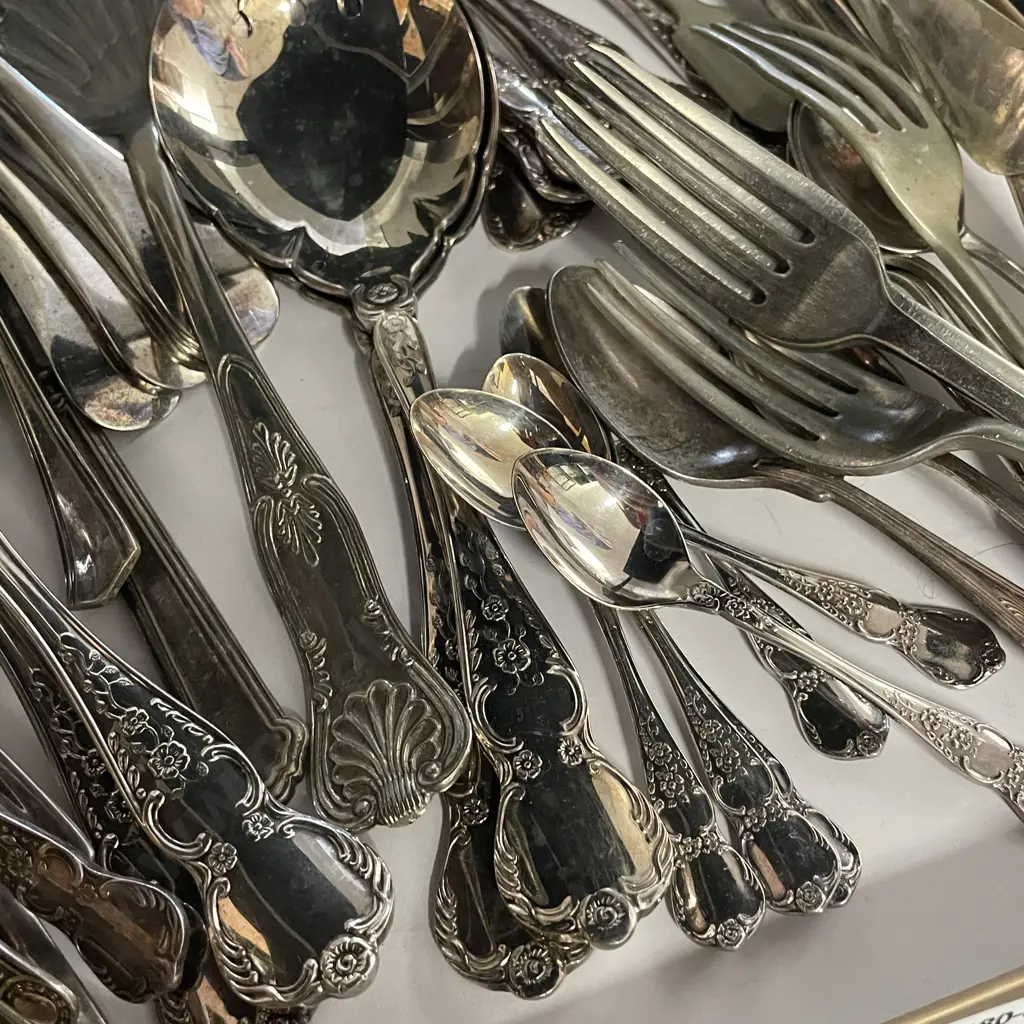 Assorted Vintage Cutlery Including Rodd etc Image 1++